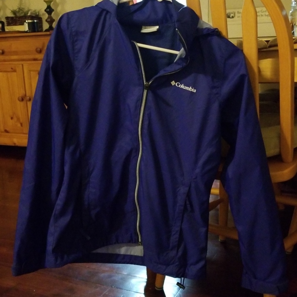 Columbia sport raincoat